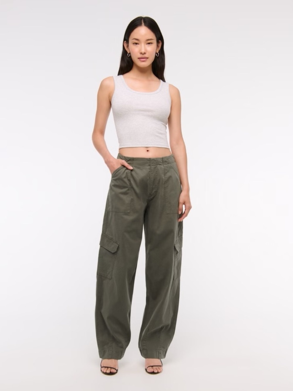 Abercrombie & Fitch Cargo Pants Barrel Leg Olive Green Elevated Casual Size 25/0